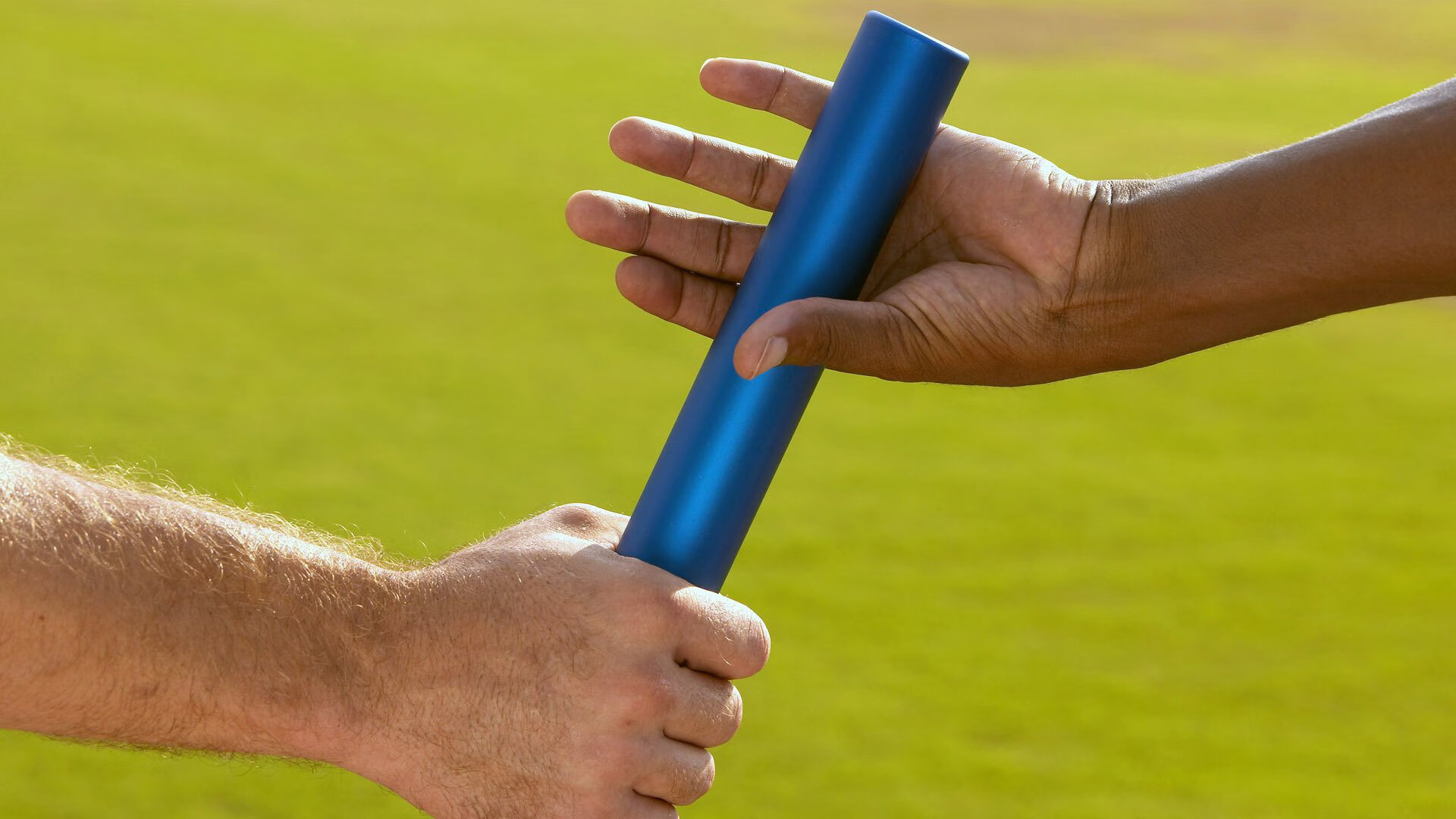 爱游戏中国电竞-【搞笑】塞内加尔后卫滑倒后误打误撞完成助攻，塞内加尔怎么样